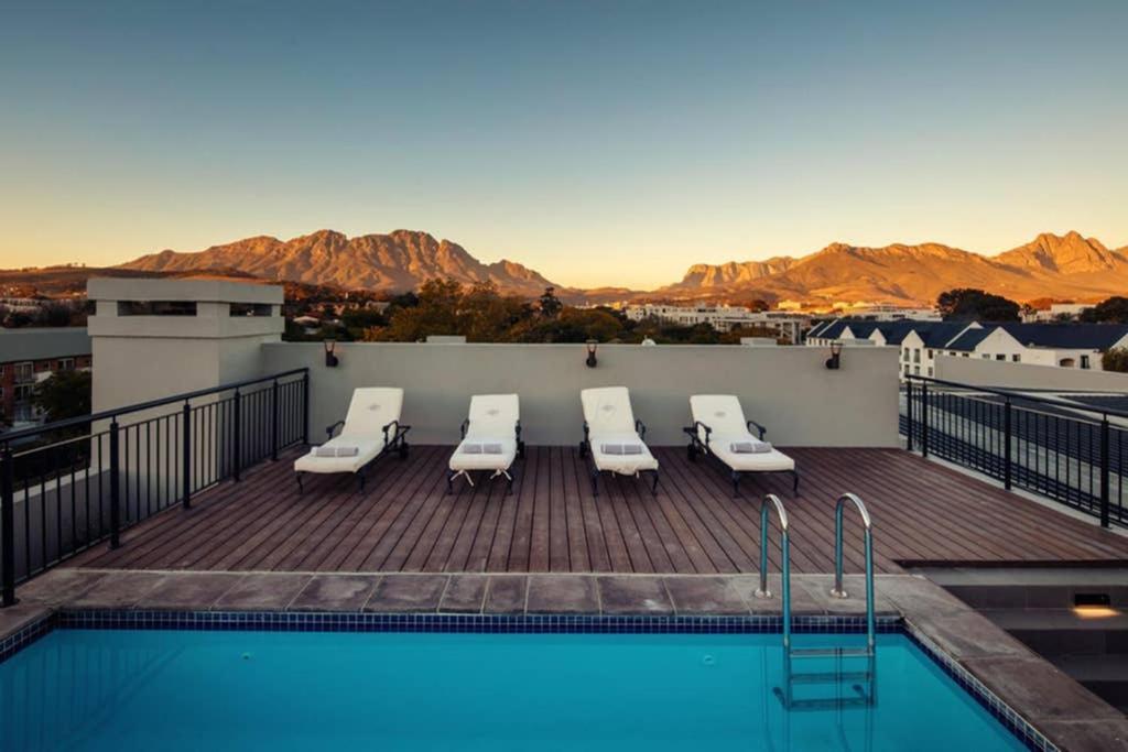 Unique Stay, The Den Apartments Stellenbosch Exterior photo